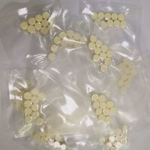 กรณี บริษัท ล่าสุดเกี่ยวกับ 400 Tablets of GS-441524 Shipped to Brazil: Supporting FIP Treatment for Cats