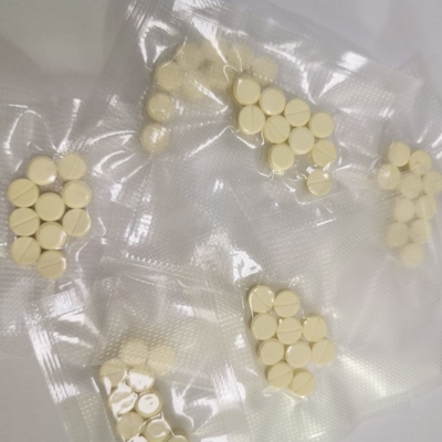 ทา GS-441524 แปลง รักษาแมวที่มีโรคสะเก็ดเงินกระเพาะอาหารแมว