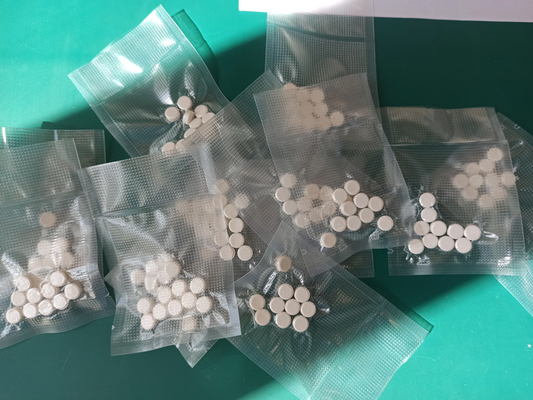 เม็ดโมลนูพีราวิร์สําหรับ FIP ที่ระบายและไม่ระบายในแมว CAS 2349386-89-4